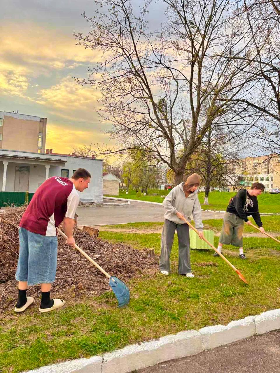 photo 2026-04-15 20-21-21