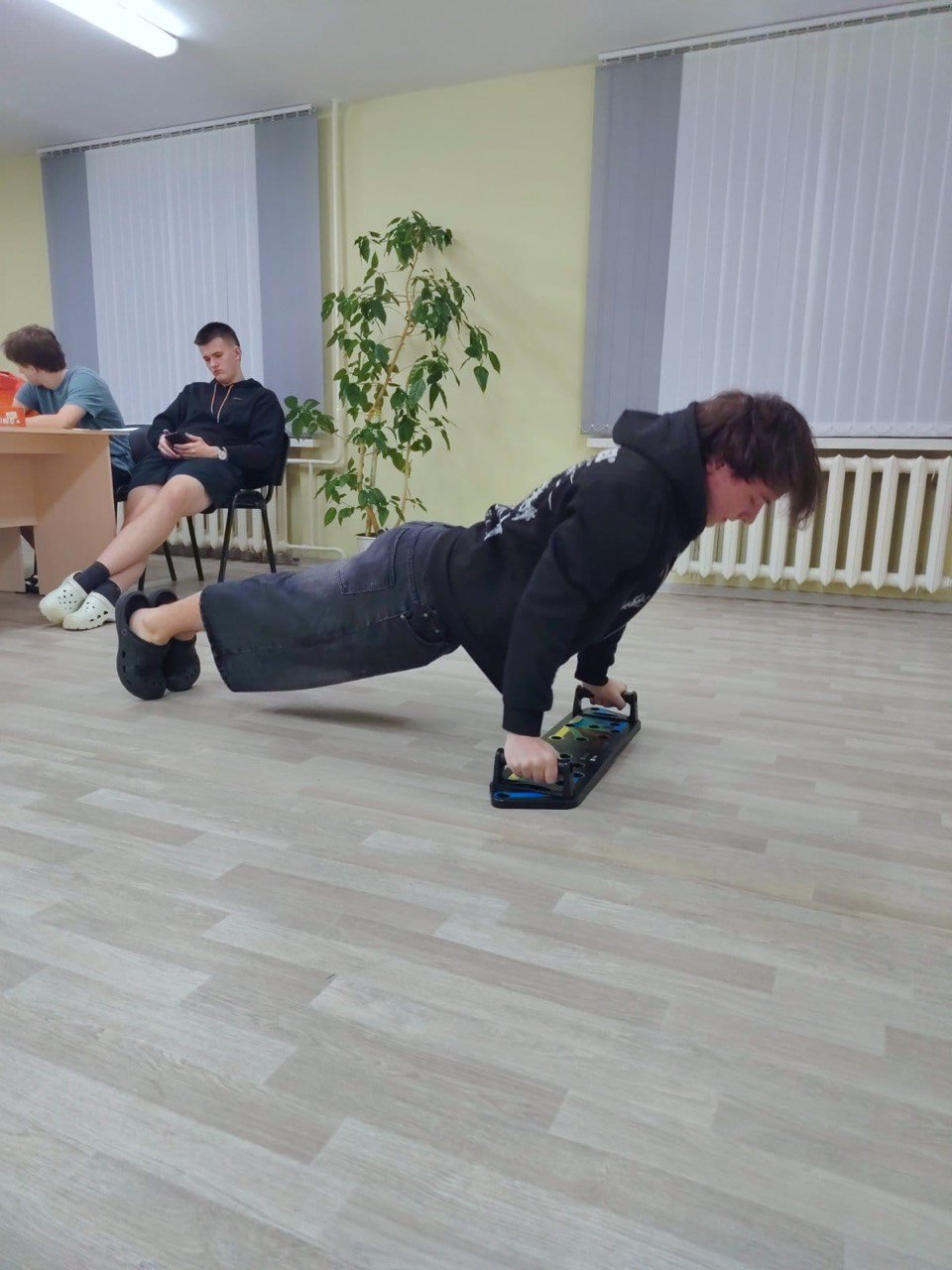 photo 2026-02-25 19-27-14