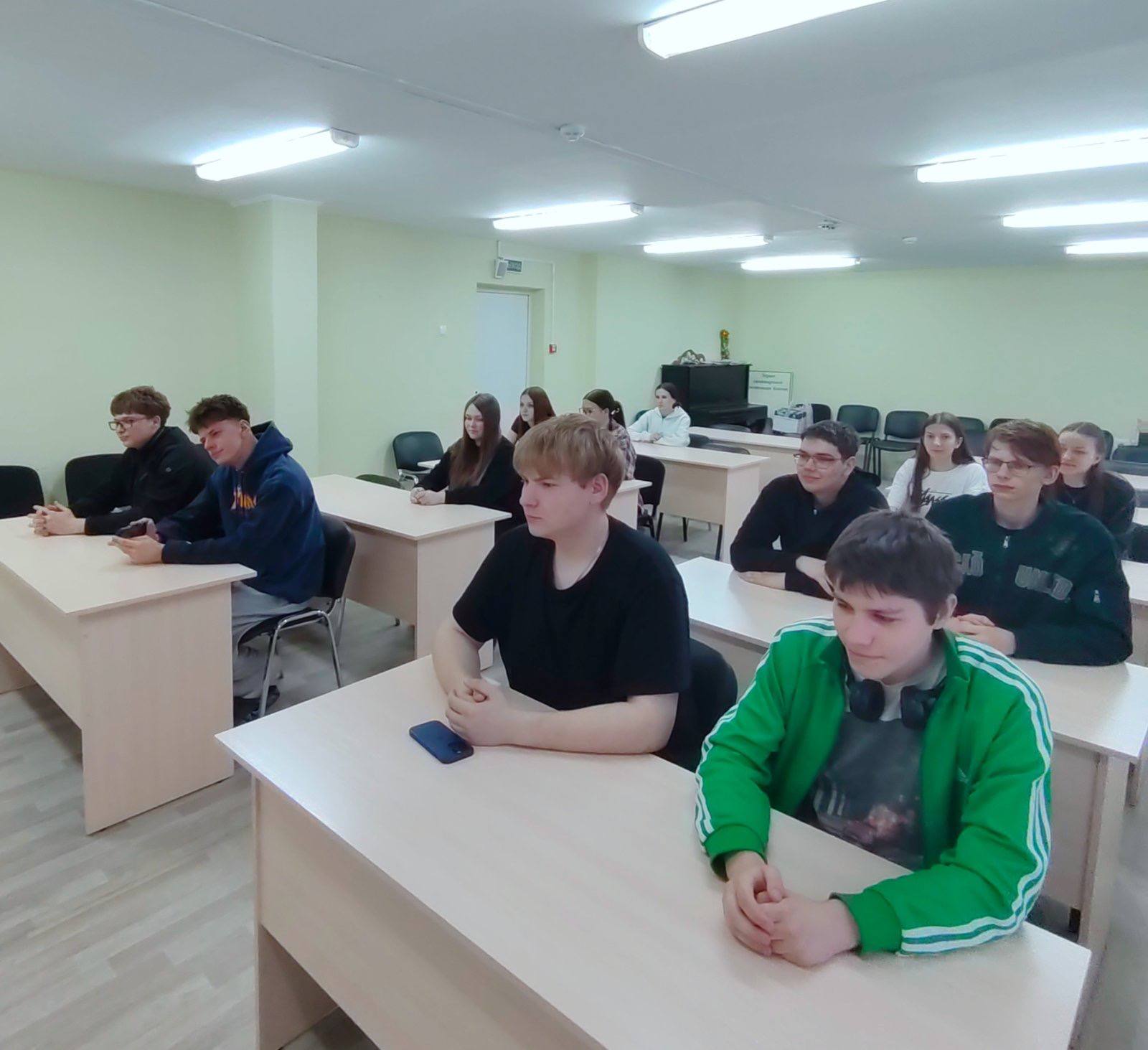 photo 2026-04-29 19-22-41